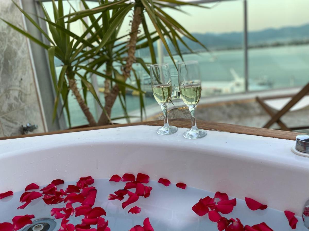 Exclusive Terrace Suite At Marina Fethiye Luaran gambar
